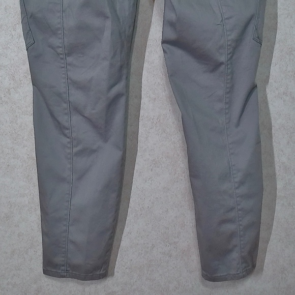 NWT White House Black Market Skinny Ankle Cargo’s, In Chrome, Zip Ankle Size10 - Picture 8 of 11